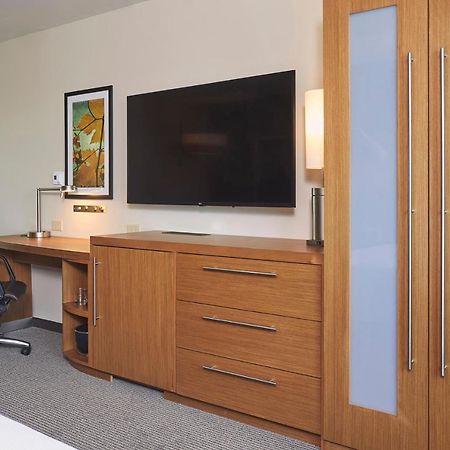 Hyatt Place Toronto/Mississauga Centre Dış mekan fotoğraf
